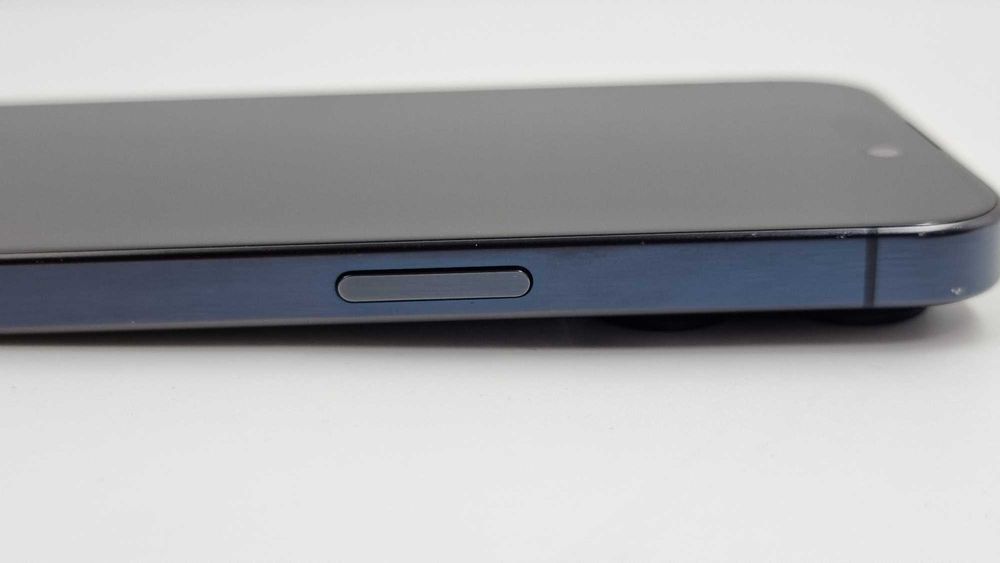 iPhone 15 Pro [Amanet Club Caro]