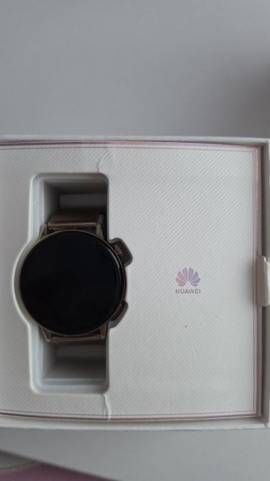 Дамски смарт часовник Huawei Watch GT 3 (42mm) Gold / Златен