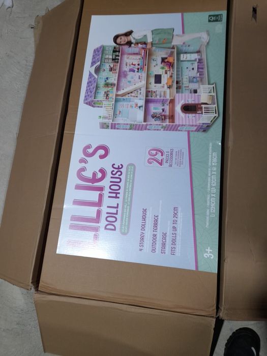 Casuta lemn papusi Lillies House