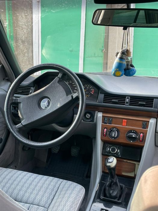 Мерседес продается