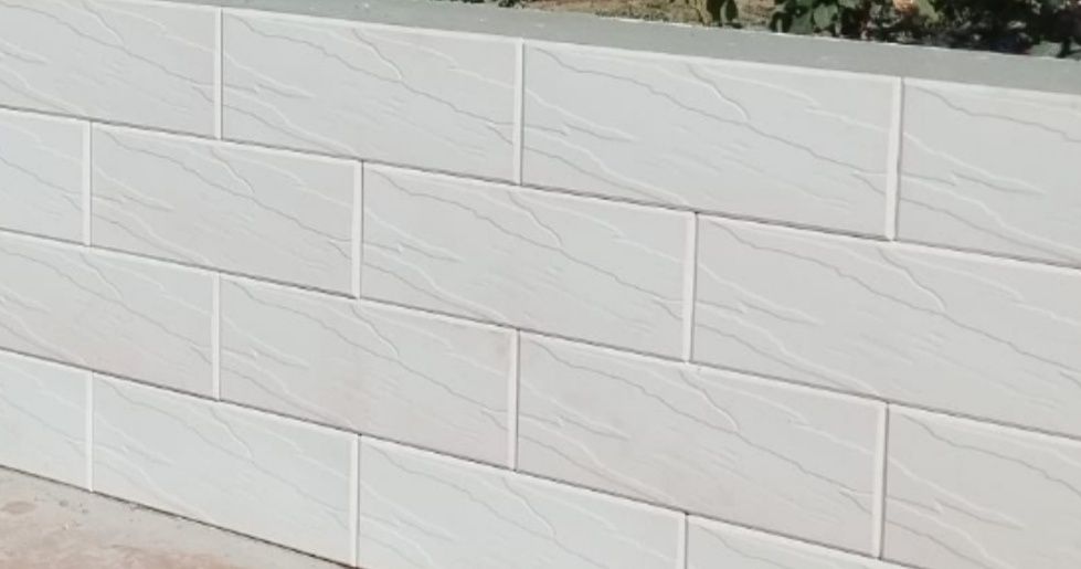 Placi decorative ,coame ,capace