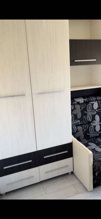 Mobilă dormitor tineret