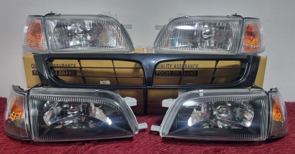 Тойота Карина Е Toyota Karina E Фара хрустальная решётка поворотники