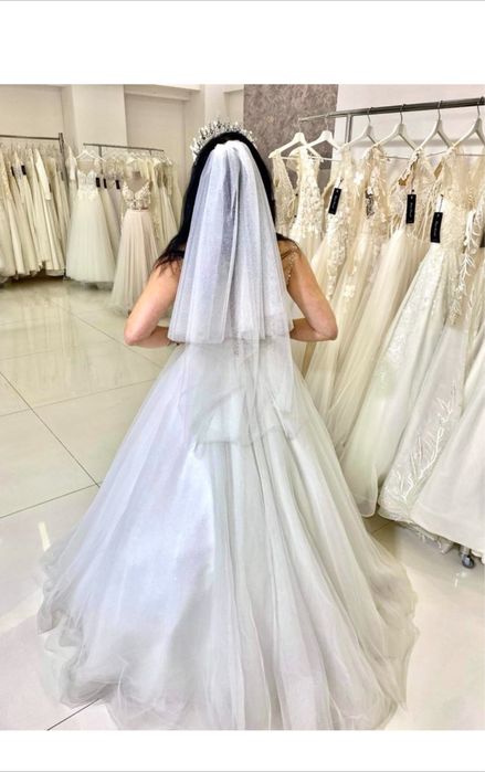 Vand Rochie Mireasa marca Team Bride + CADOU VOAL si CRINOLINA