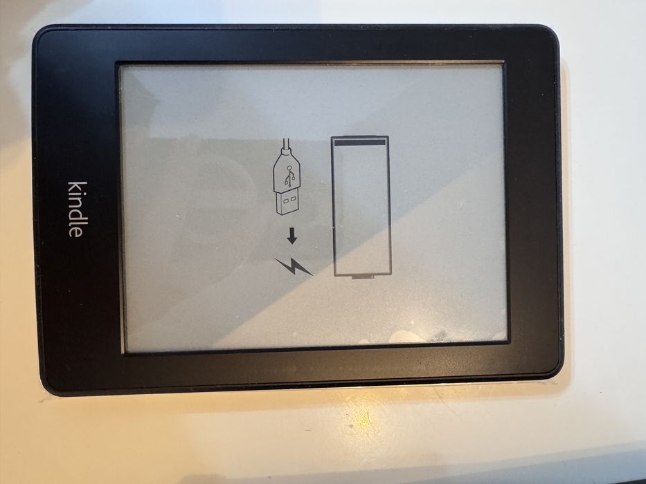 Kindle paperwhite  2 bucati