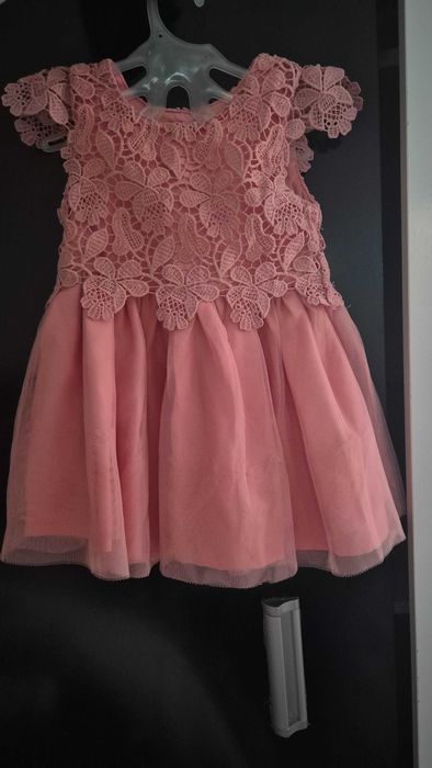 Детски роклички размер 6-9.15 лв за бр.