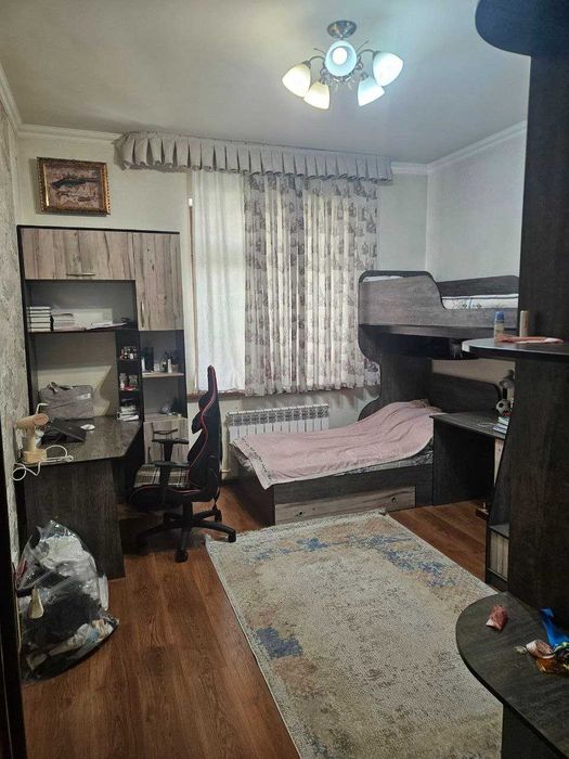 Продается 3 х комнатная квартира, Алмазарский район, по улице Нурофшон