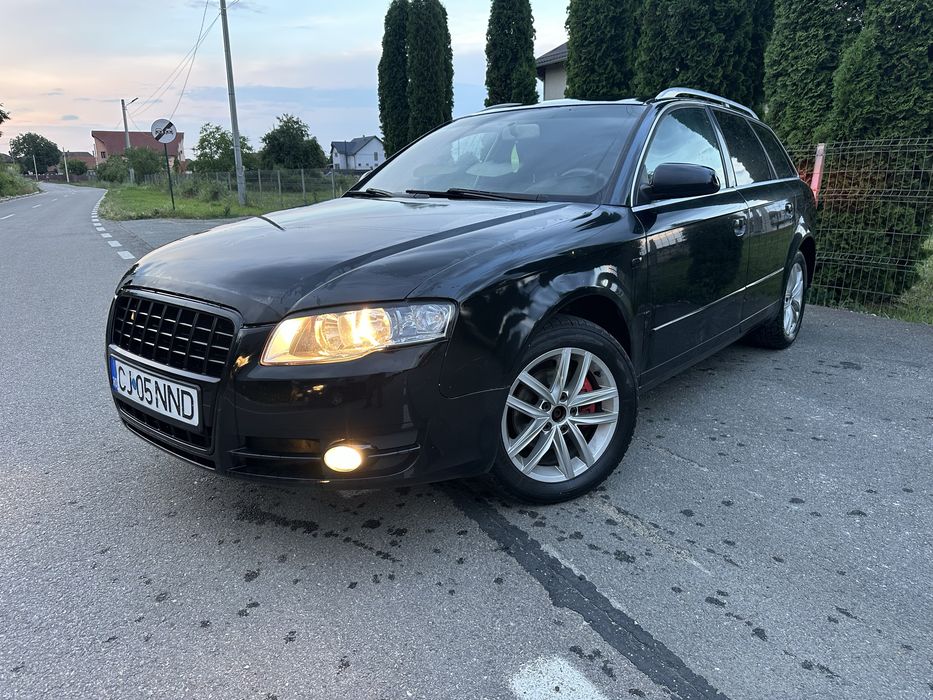 Audi A4.
