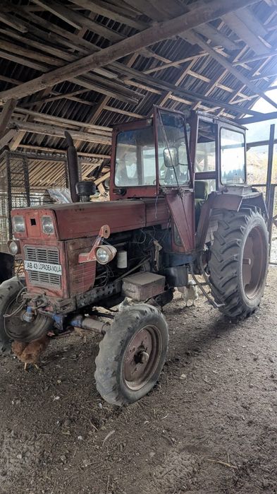 Tractor Universal UTB 650