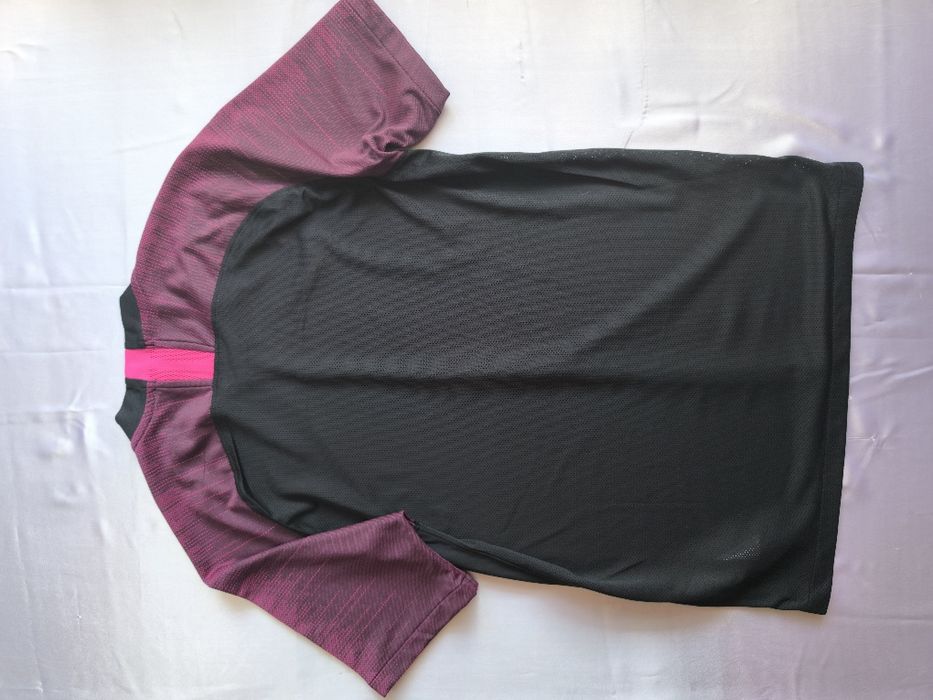 Tricou Nike Dri-FIT original damă, mărimea S – negru cu mov, pentru sport/fitness