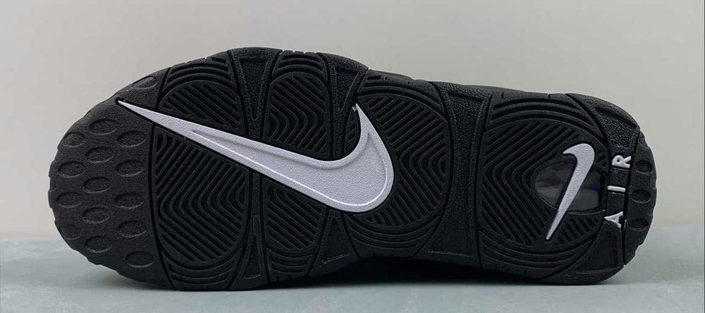 Нови мъжки маратонки Nike Air More Uptempo OG black white