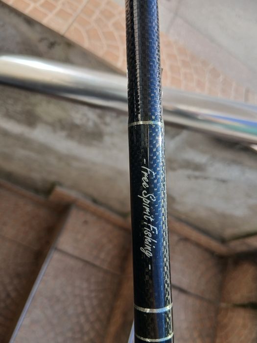 Bete pescuit la Crap Free Spirit 3.80 Carbon  +huse