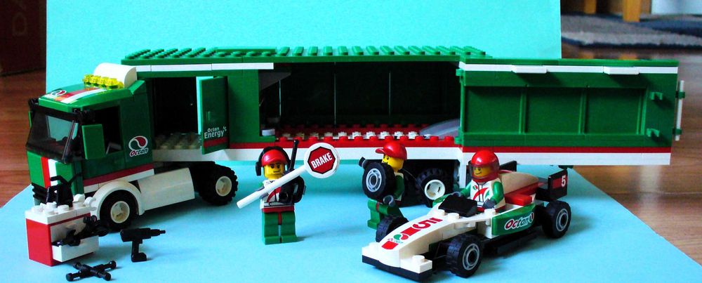 LEGO City Камиони 60020, 60025, 60060 и каскадьорски самолет 60019