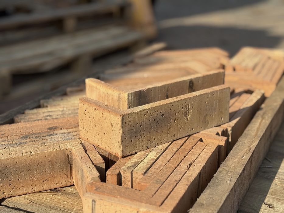 Elemente de colt din caramida, coltare pervaz treapta spaleti