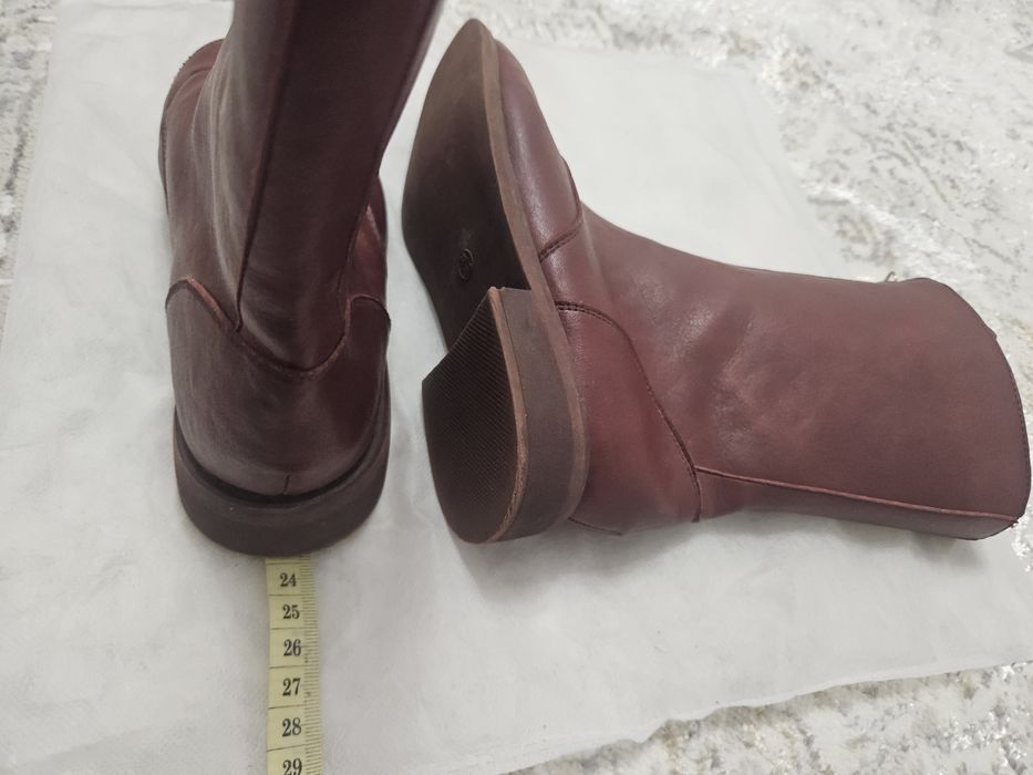 Продам полу сапоги для девочек