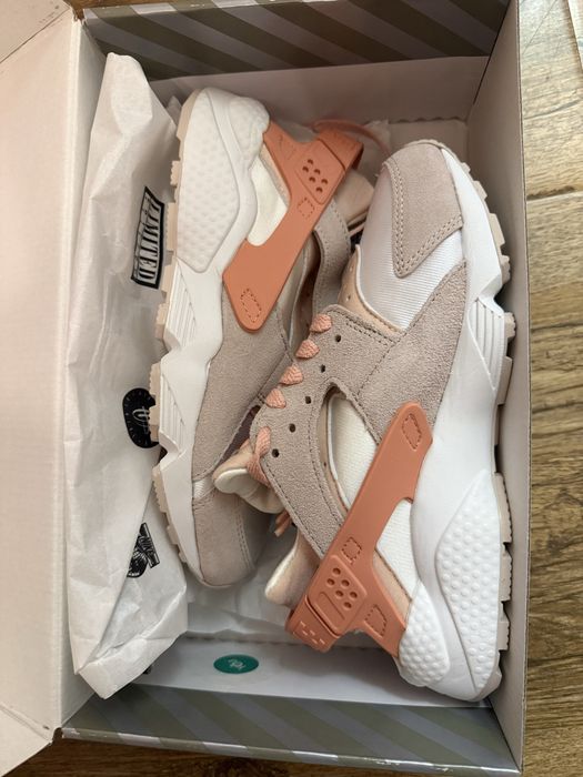 Adidasi   NIKE AIR HUARACHE femei, sneakers