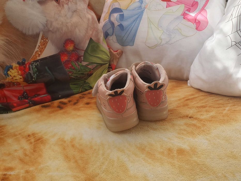 Лот дрешки за момиче,рр 92