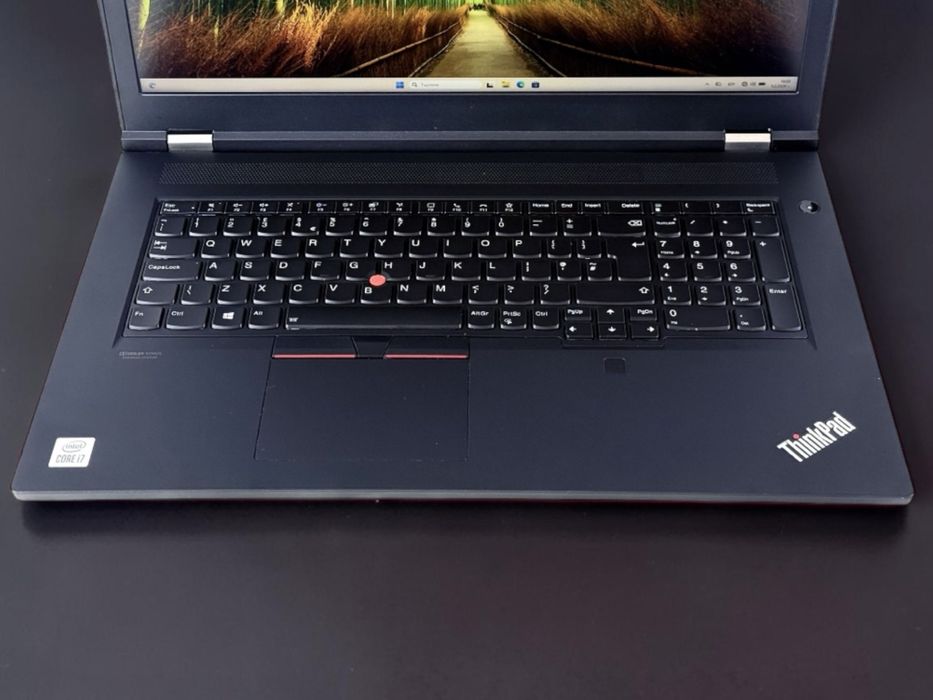 Лаптоп Lenovo ThinkPad P17 Gen 1 17" Full HD i7-10750H 32RAM 512SSD T2000 Гаранция!