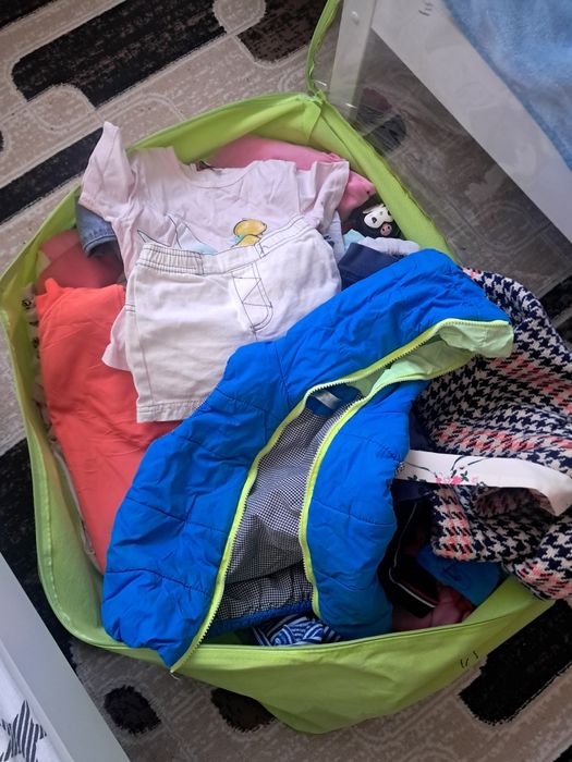 Детские вещи отдам даром