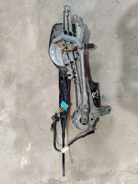 Дворник мерседес w210.