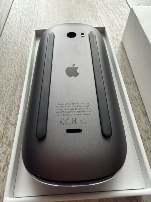 Magic Mouse 2 A1657 Space Grey aproape nou nefolosit