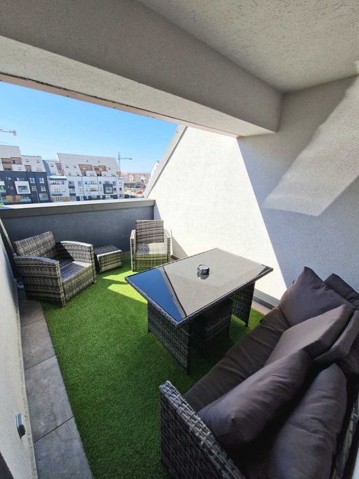 Inchiriere apartament 2 camere + parcare privata
