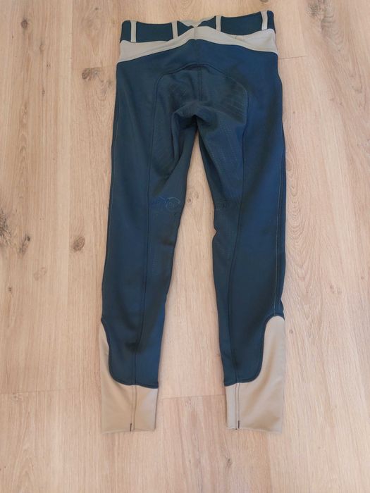 Продавам детски бричове ръкавици и протектор за езда,Тротинетки.