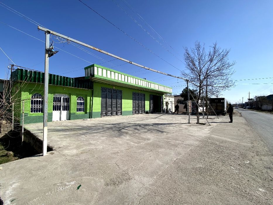 Guzor markazida joylashgan Dukon va Bokslar sotiladi yoki ijaraga beri