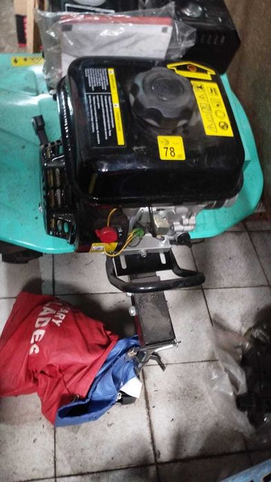 Мотоблок, бензиновый.