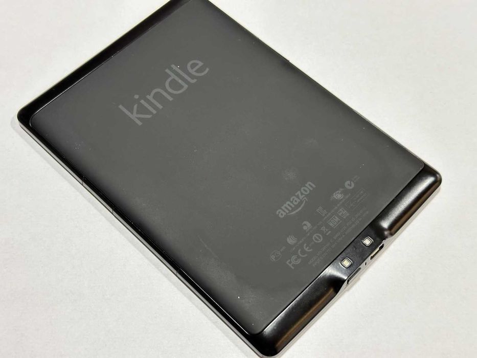 Четец Amazon Kindle (4-то поколение)