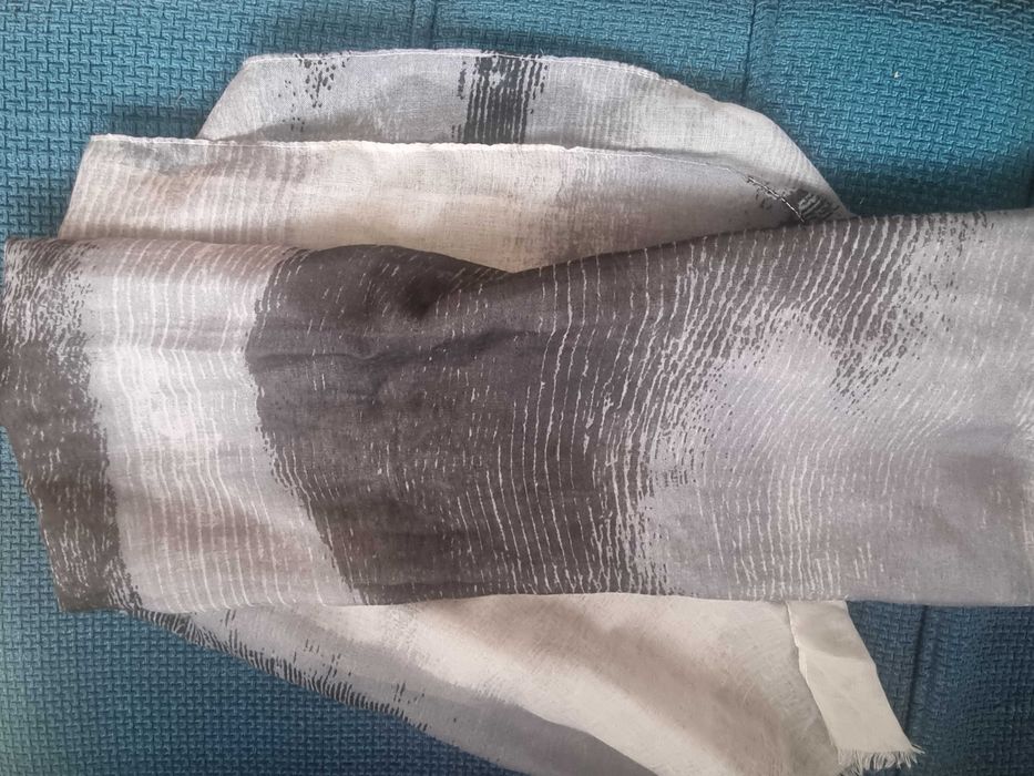 Дамски шалове нови видове цветове