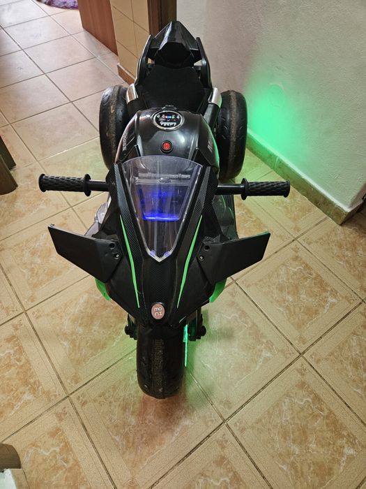 Tricicleta electrica copii