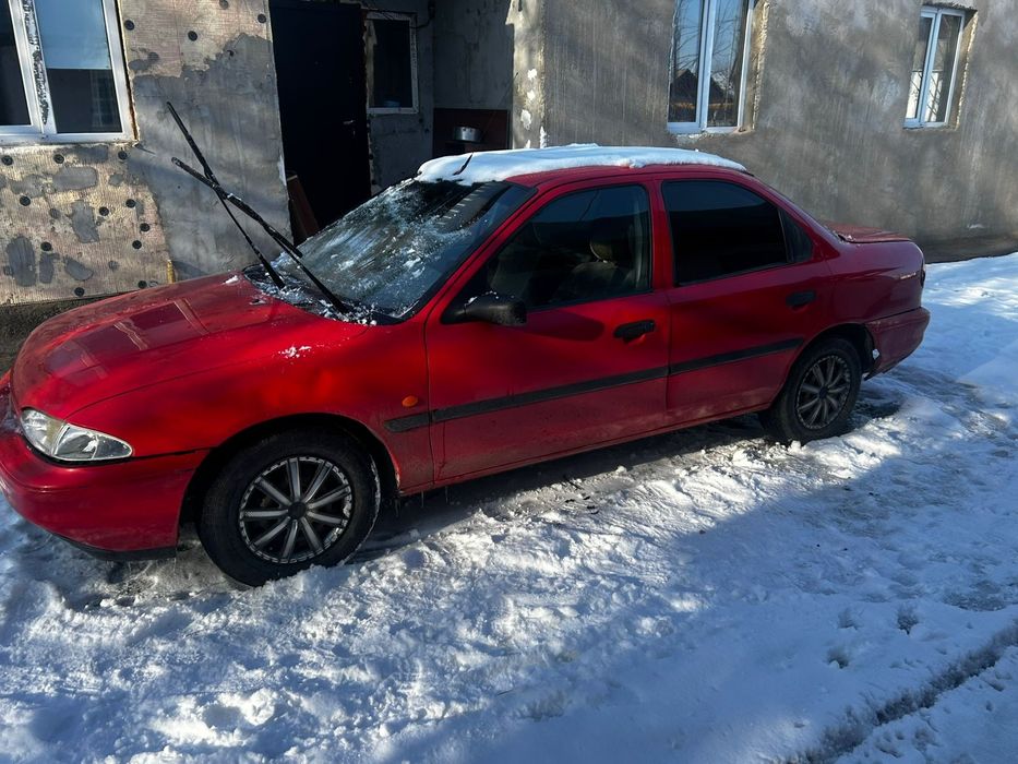 Машина форд подам