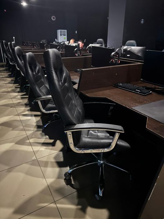 Кресло игровое...