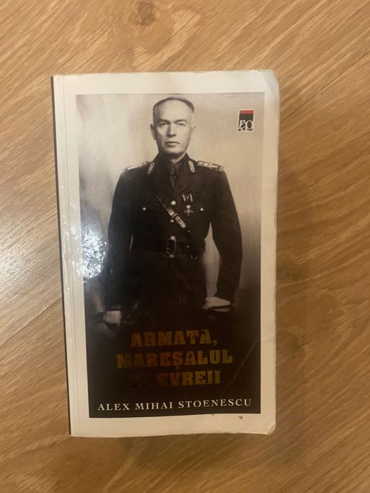 Trei cărți istorie