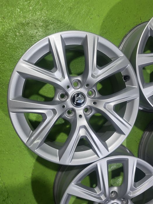 17 5x112 Skoda лети джанти 5х112 шкода