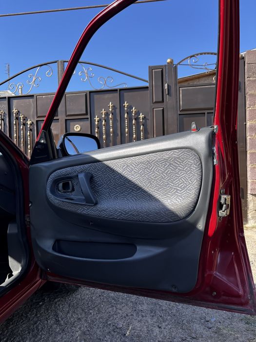 дверные карты обшивка нексия