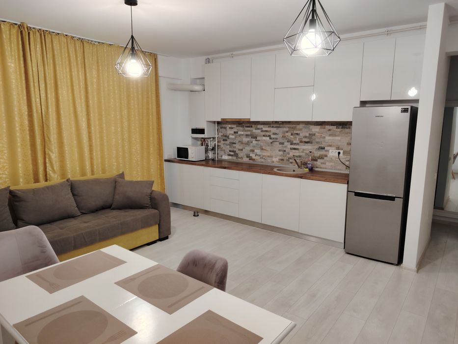 Ap zona Tomis Nord Constanta în regim hotelier 2 cam decomandat