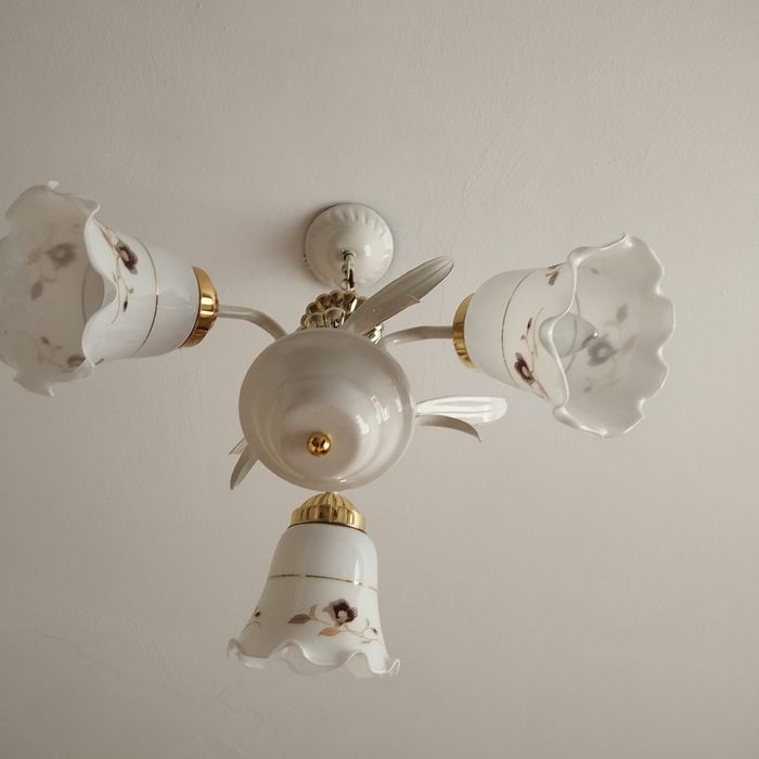 Продам люстры от 5тыс