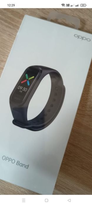 Telefon marca Oppo Reno 7.