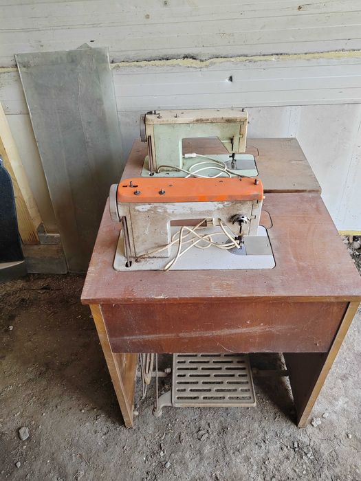 Mașina de cusut Veronica