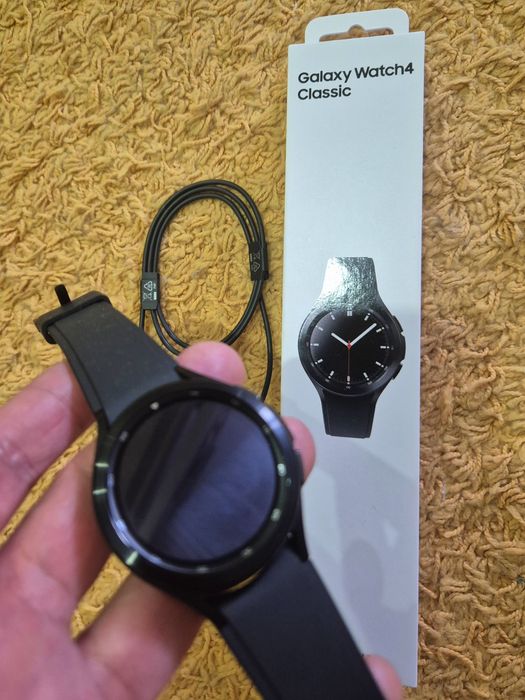 Часы Galaxy Watch4 Classik