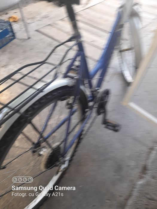 Vand bicicleta 350 lei