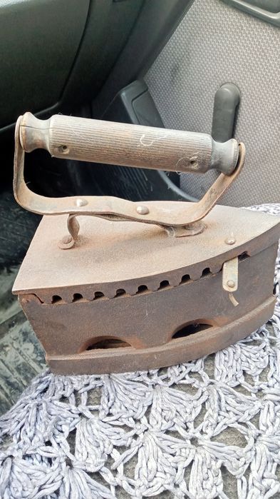 Стол антиквариат