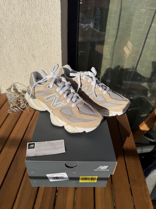 New Balance 9060, marime 38