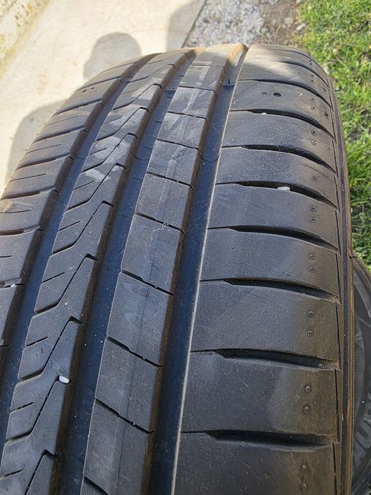 HANKOOK  185/60/R14 82T 4 buc. Vara
185/60R14T 82T K435 KINERGY ECO 2
Sezon: VARA
Indice viteza: T
Eficienta suprafete umede: A
Eficienta consum combu