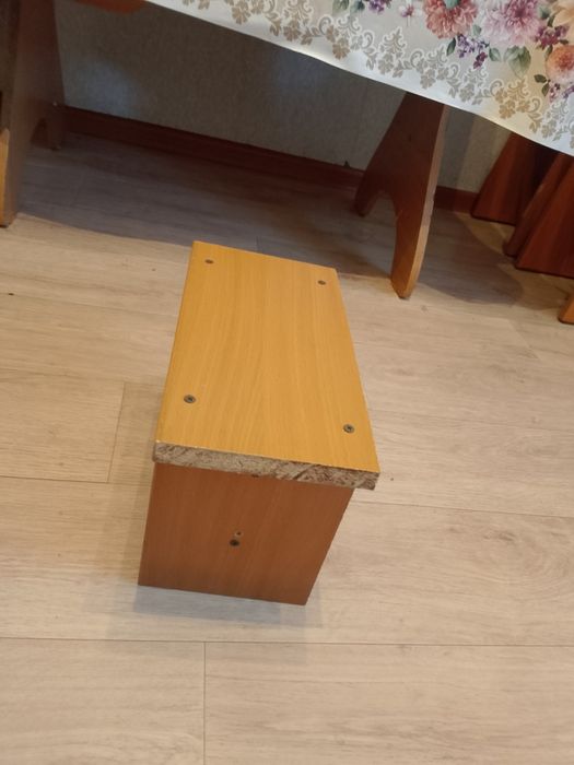Продам табуретку