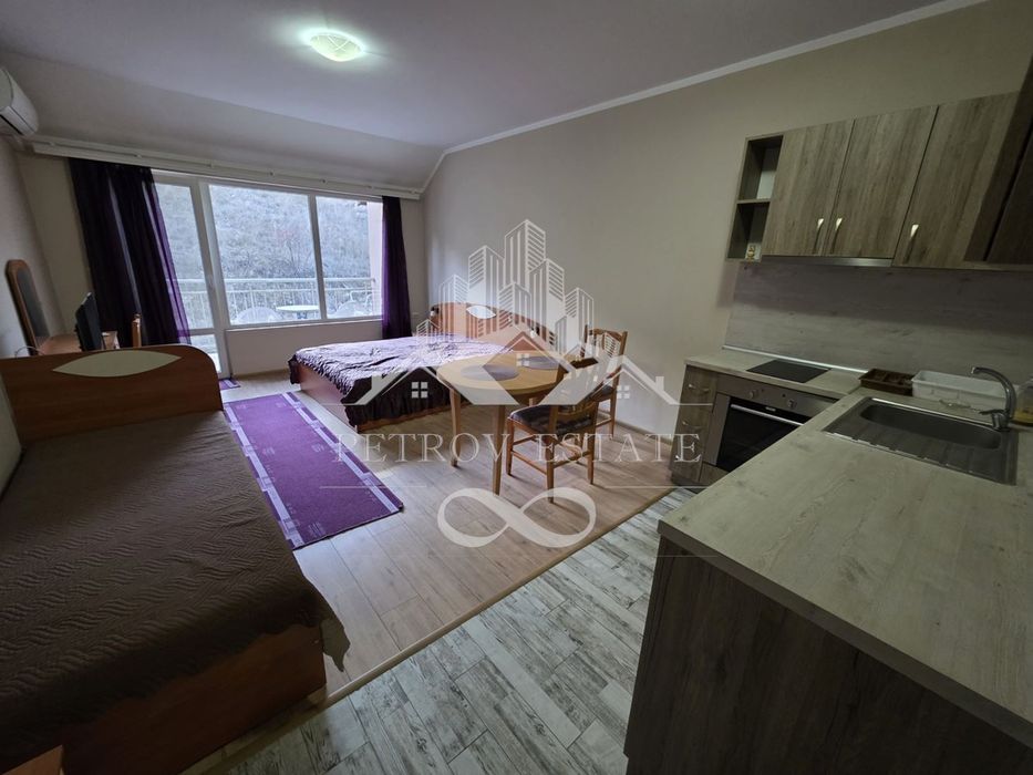 Дава се под наем Едностаен апартамент в Велинград - 70 кв.м за 270 € - Снимка #3