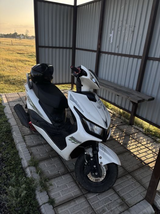 Продаю м8 мапед п