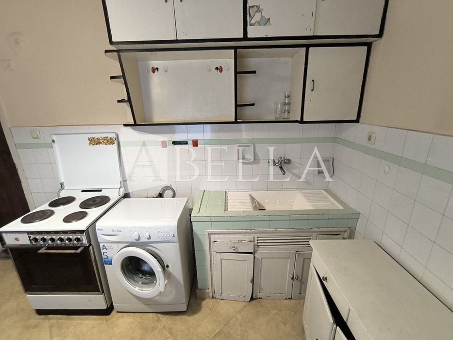 Дава се под наем Двустаен апартамент в София, Княжево - 75 кв.м за 357 € - Снимка #4